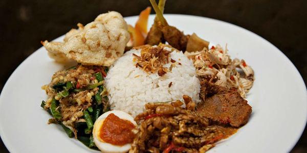 Nggak Pernah Nyoba 27 Makanan Ini? Wah Kalau Begitu Kamu Bukan Orang Indonesia Asli!