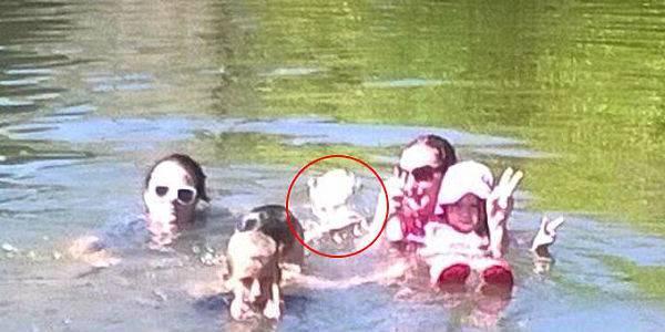 Netizen Australia Dihebohkan Foto Penampakan Hantu Gadis Kecil!