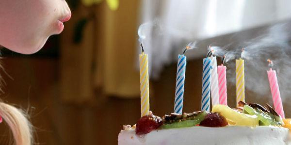 Saat Meniup Lilin Ulang Tahunmu yang Ke-25, Kamu Akan Menyadari 11 Fakta Ini!