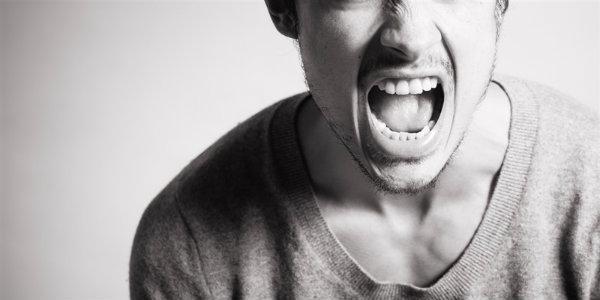 Kamu Nggak Perlu Menghindar, Kami Bukan Virus Tapi Manusia yang Juga Punya Hati