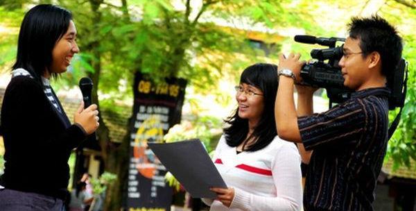 Kamu yang Kuliah di Jurusan Ilmu Komunikasi Pasti Paham 30 Penderitaan Ini!