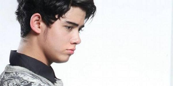 Mau Bukti Aliando Syarief Itu Nggak Ganteng? Nih!