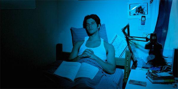 Bikin Sedih Tapi Memang 23 Penderitaan Ini Dialami Mereka yang Sering Insomnia