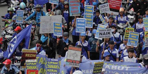 Demo Buruh 1 September: Apa yang Menjadi Alasan Mereka Berdemo?