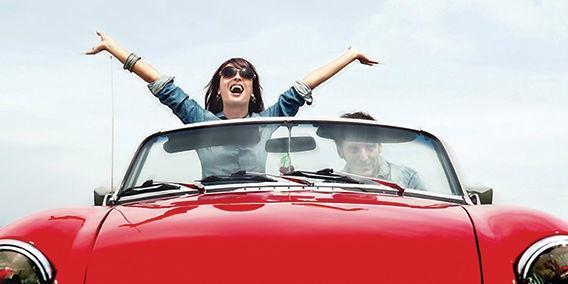 Kena Macet Pas Nyetir? Ada 11 Hal Gokil yang Bisa Bikin Kamu Tetap Happy