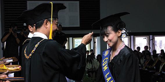 Apa Sih Bedanya Sarjana Sejati Dibanding Sarjana Abal-abal?