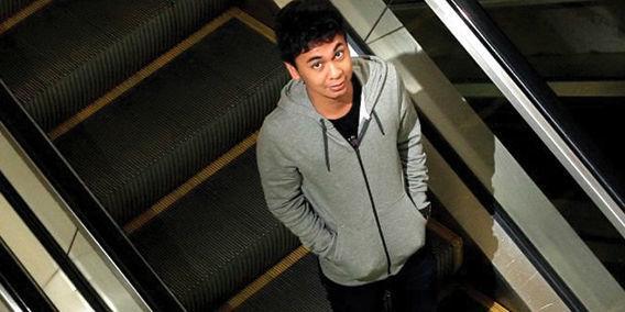 Hal-hal yang Ingin Disampaikan Raditya Dika di Balik Lelucon Serunya