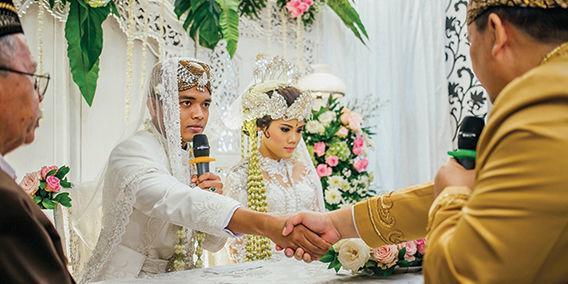 11 Hal yang Dirasakan Cowok Sehari Setelah Menikah