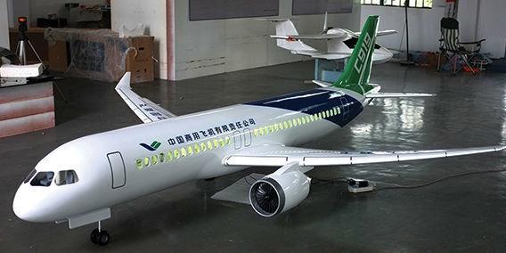 Pesawat Penumpang Baru Buatan Tiongkok Akan Saingi Boeing dan Airbus