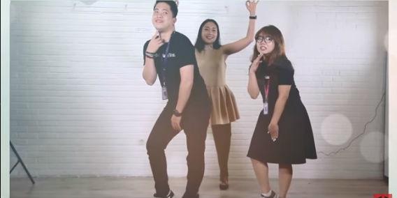 [VIDEO] Saat Tim IDNtimes Diajarin Modelling sama Ayla Dimitri