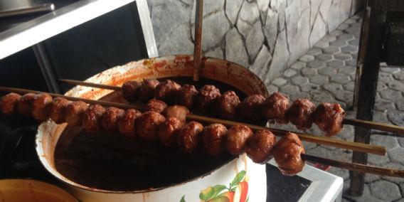 Kuliner ke Malang? Jangan Lupa Datangi 8 Bakso Ini yang Bikin Lidahmu Bergoyang