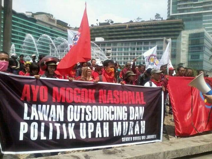 Menteri Perindustrian Himbau Agar Buruh Tidak Egois Saat Berdemo