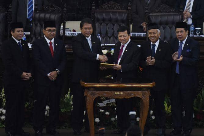 Apakah "Kocok Ulang" Untuk Pengganti Setya Novanto Perlu Dilakukan? Ini 4 Alasan yang Perlu Kamu Ketahui