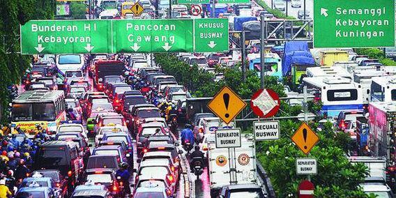 Titik-titik Kemacetan di Jakarta Selatan yang Wajib Kamu Hindari Saat Jam Pulang Kantor