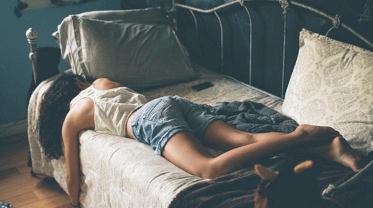9 Trik Ini Bakal Bikin Kamu yang Lagi Stress Kembali Ceria