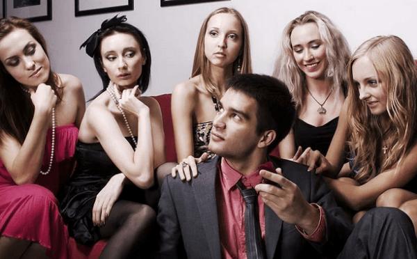 Kamu yang Suka Gonta-ganti Pacar Bukan Berarti Playboy atau Playgirl!