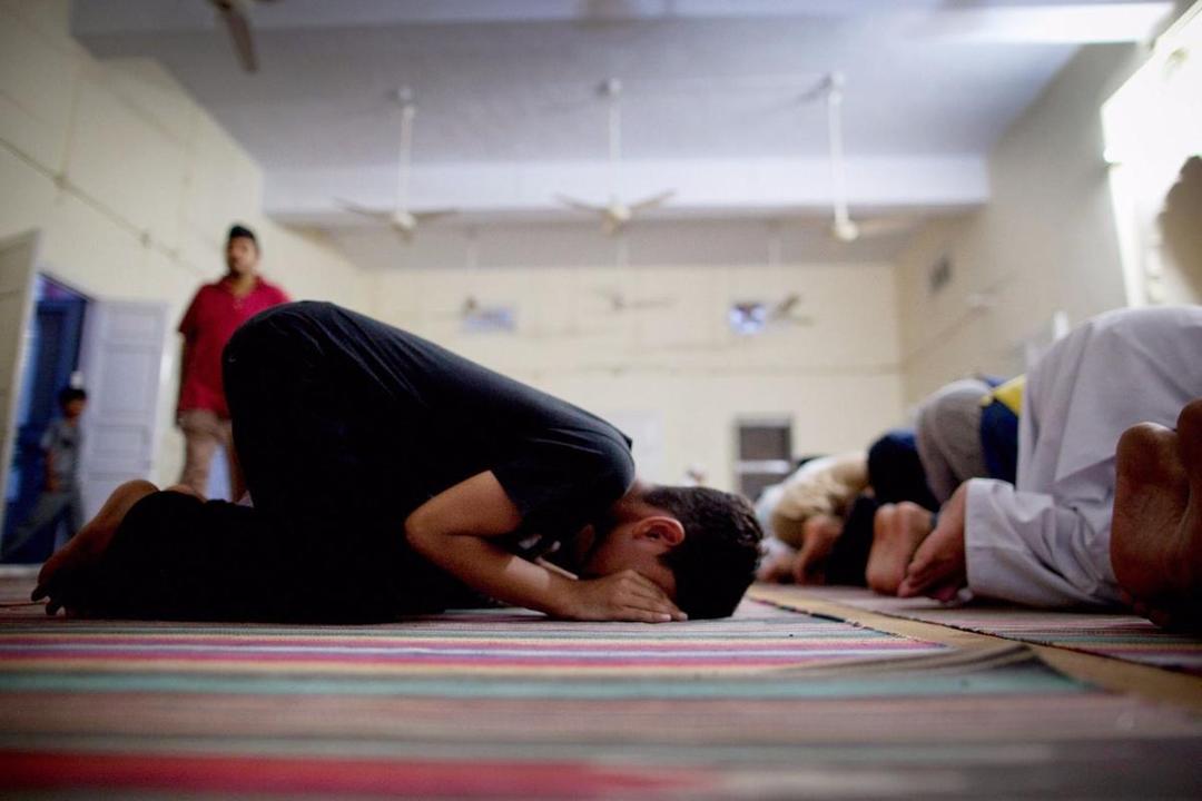 Biar Gak Telat Lagi, Ini 12 Tips Agar Kamu Bisa Shalat Tepat Waktu!