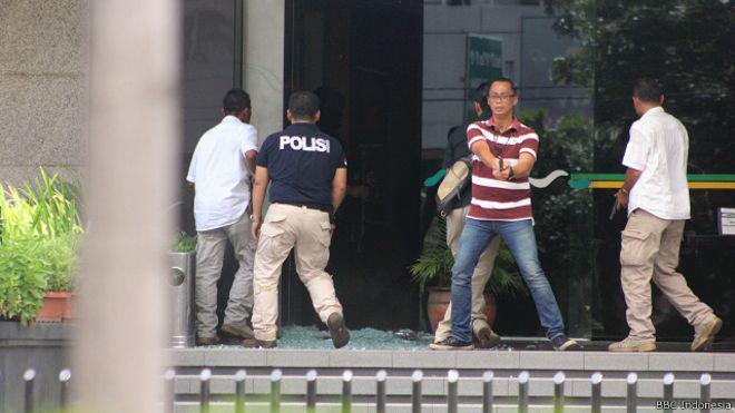 Sempat Dikira Teroris dan Dikejar Polisi, Orang Ini Ngebut Ketakutan dengan Motor Trail