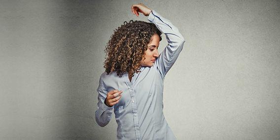 Supaya Badan Tetap Segar Tanpa Bau, 9 Tips Ini HARUS Kamu Terapkan!