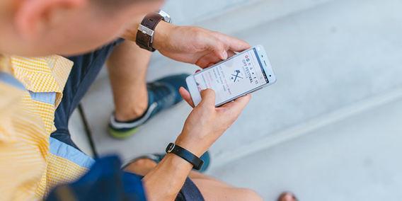 Wow! Ternyata Kamu Bisa  Jadi Blogger Handal, Walau Cuma Bermodal Smartphone