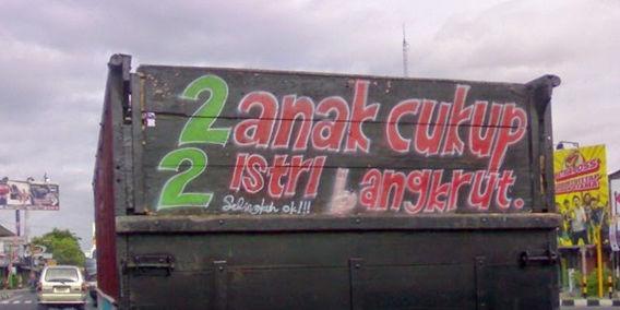 Pelajaran Hidup Itu Bisa Didapatkan di Mana Saja, Termasuk di Belakang Truk!