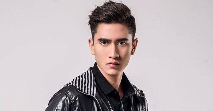 Yakin Verrell Bramasta Itu Ganteng? 12 Foto Ini Bukti Kalau Kamu Salah Besar!
