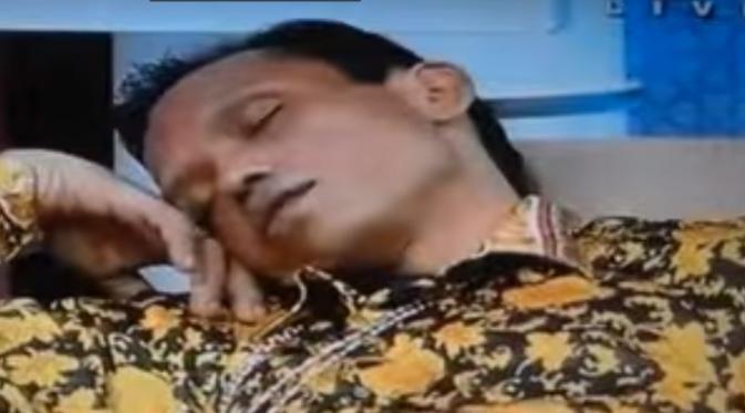 Cuma Sumanto yang Berani Tidur Nyenyak di Program TV Live!