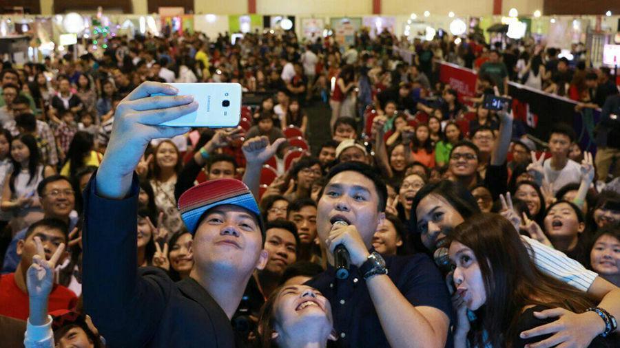 Chandra Liow Mampir ke HYPERLINK PROJECT, Ngapain Aja ya Dia?