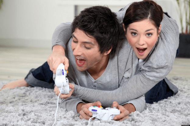 Cewek yang Pacaran Sama Gamer Pasti Punya 7 Kualitas Ini!
