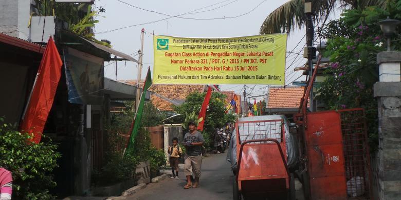 Warga Bidara Cina Puas Bisa Kalahkan Ahok di Pengadilan