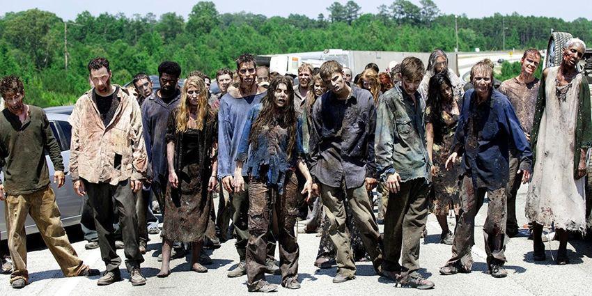 Kalau Zombie Menyerang Indonesia, Senjata Apa yang Bakal Kamu Bawa?