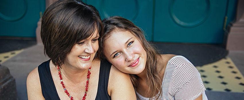 9 Alasan Kita Harus Bersyukur Punya Mama yang Jugalah Sahabat Terbaik Kita