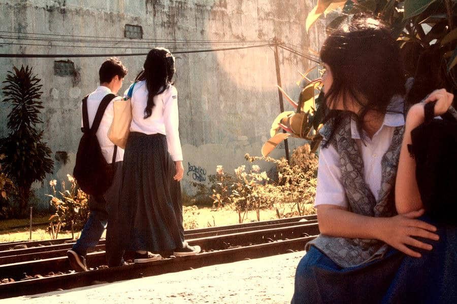 Cowok Wajib Baca! Ini Lho Alasan Kenapa Cewek Bisa Mencintaimu Diam-diam