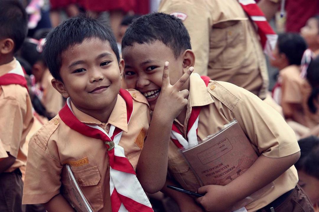 12 Kekonyolan Masa Kecil Ini Bikin Kamu Bersyukur Pernah Masuk SD