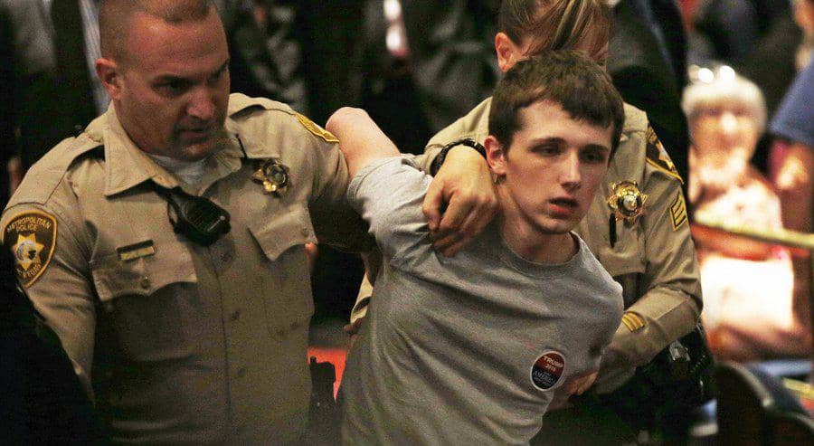 Pria Muda Inggris Ini Rebut Pistol Polisi untuk Bunuh Donald Trump, Bagaimana Kronologinya?