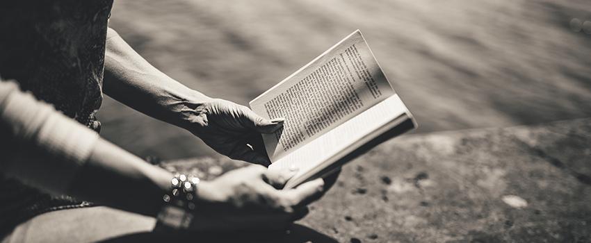 Berani Baca 10 Novel Terseram yang Pernah Ditulis Manusia Ini?