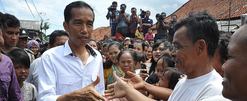 Kunjungan Jokowi ke Yogyakarta: Antrean Warga dan Jatuhnya Pesawat TNI di Sleman