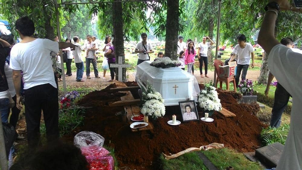 Ternyata Budaya Pemakaman di Indonesia Sama Mahalnya dengan Biaya Pernikahan!