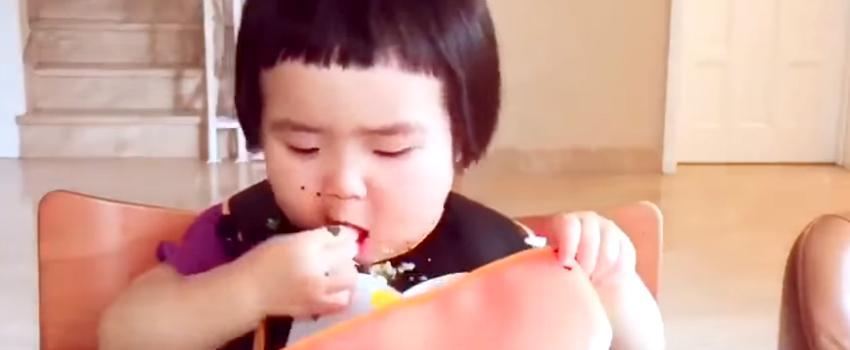 Video Balita Makan Sayur sampai Piringnya Kinclong Ini Viral di Media Sosial