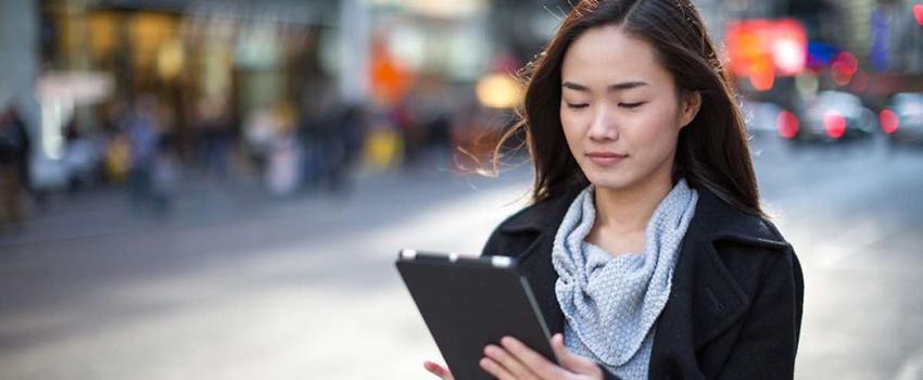7 Alasan Kenapa Membaca Itu Lebih Asyik Jika Menggunakan Gadget!