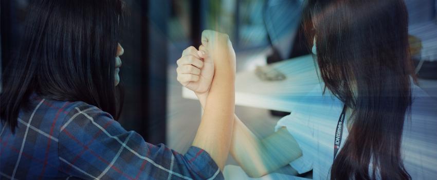 17 Lomba Tujuh Belasan yang Unik, Ada yang Berani Nantang?