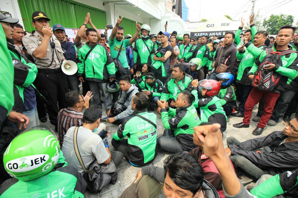 Tarif Semakin Turun, Driver GO-JEK Ramai-Ramai Mogok Kerja dan Demo