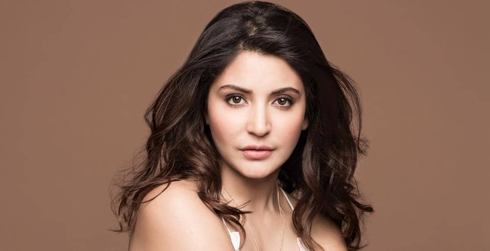 9 Aktris Cantik Bollywood yang Awet Muda, Seksi dan Bikin Cowok Deg-degan
