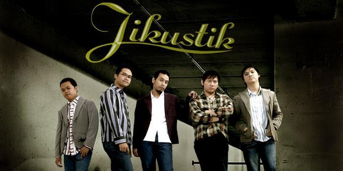 10 Band 90-an yang Pasti Pernah Menghiasi Cerita Cinta Kita Saat SMA