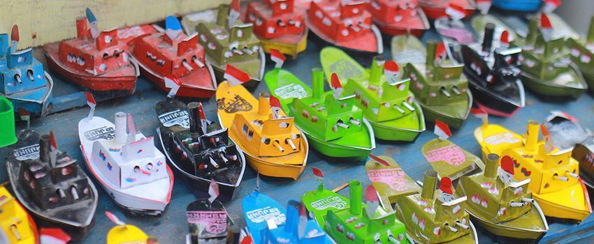 15 Mainan Jadul yang Sering Kamu Temui di Pasar Malam, Pokoknya Beli!