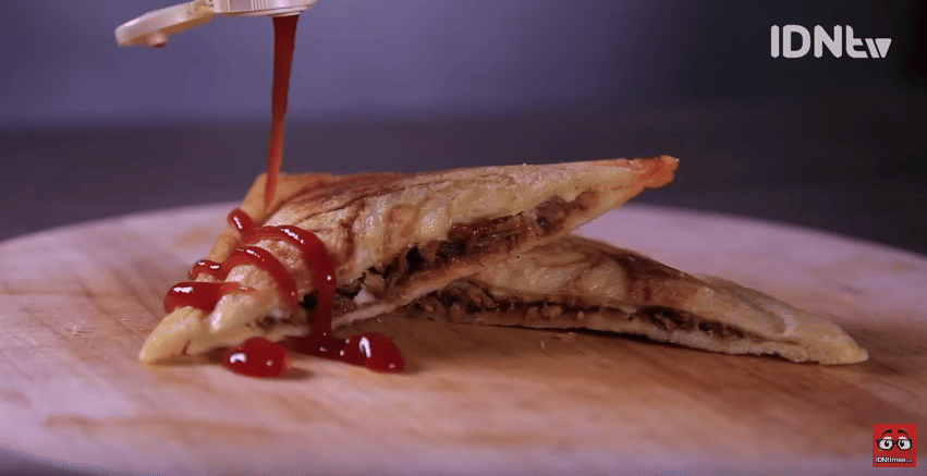 Resep Praktis Roti Bakar 2 Rasa Buat Acara Kumpul Bersama Teman