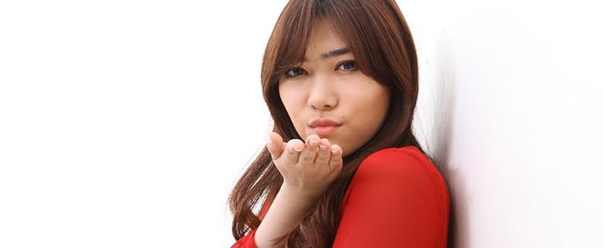 Pengen Punya Pacar Isyana Sarasvati? Setidaknya Kamu Harus Punya Kriteria Ini!