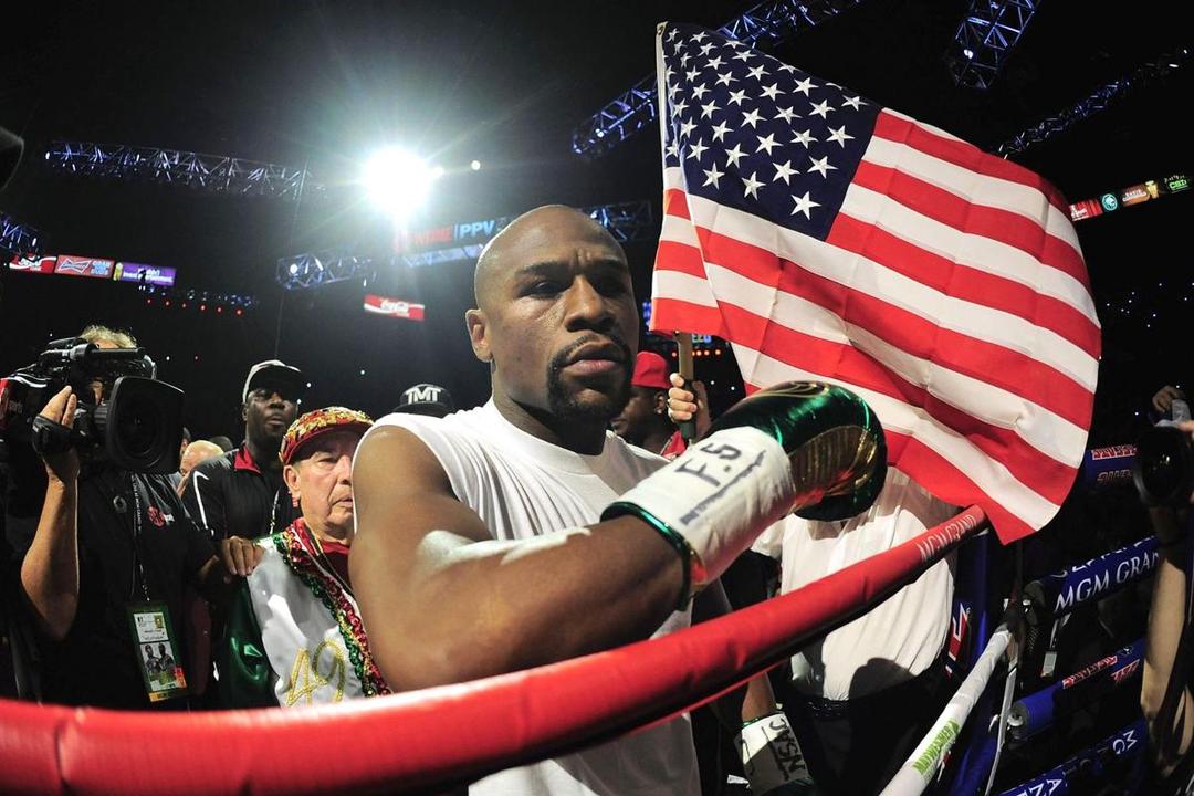 Floyd Mayweather Jr vs Conor McGregor Batal Digelar, Amir Khan Beri Sindiran!