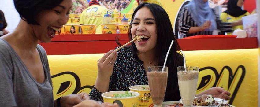 Celebrity Stalking : 11 Artis yang Buka Usaha Kuliner, Kayaknya Enak Nih...