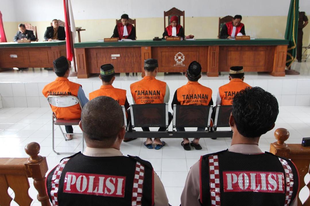 Setelah Debat Panjang, Perppu Kebiri Akhirnya Disahkan Jadi Undang-Undang!